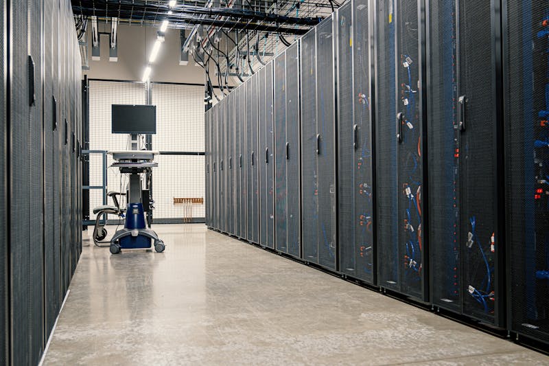 Cloud infrastructure — salle de serveurs datacenter